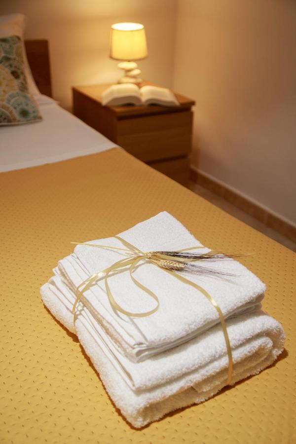 Residenza Le Chianche Bed & Breakfast Latiano Bagian luar foto