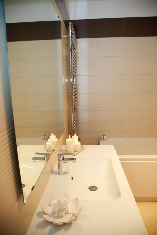 Residenza Le Chianche Bed & Breakfast Latiano Bagian luar foto