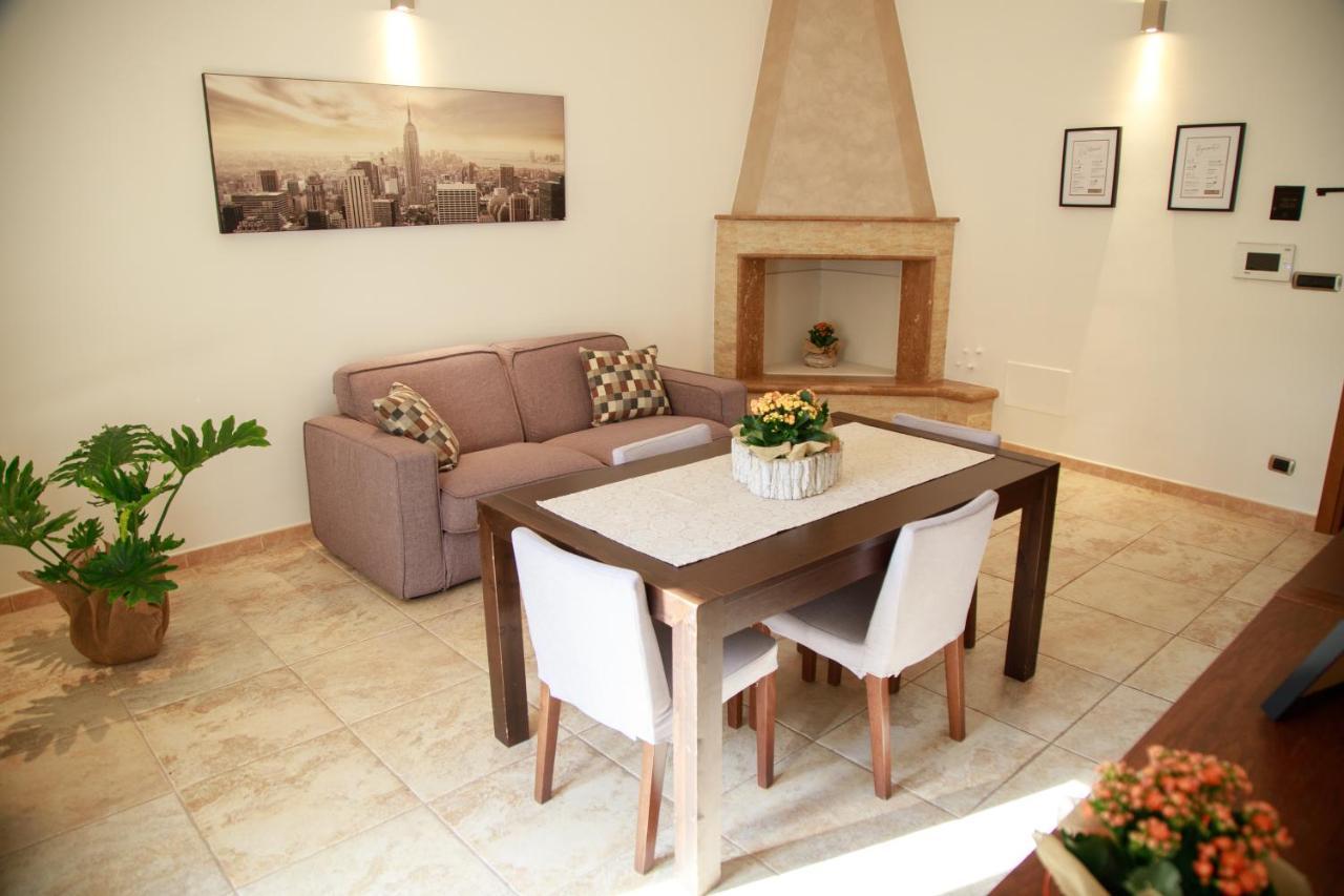Residenza Le Chianche Bed & Breakfast Latiano Bagian luar foto